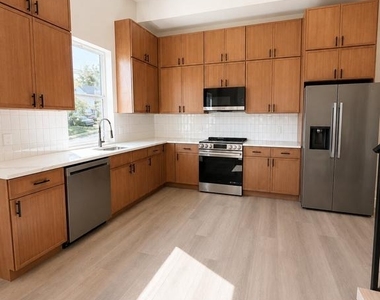 21 Cadwallader Court - Photo Thumbnail 2