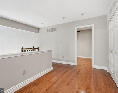 7 Walton Court - Photo Thumbnail 24