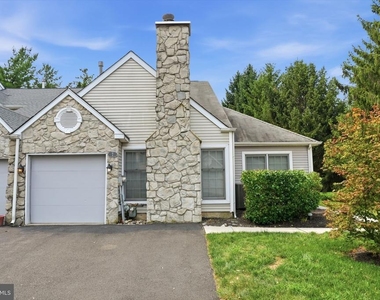 7 Walton Court - Photo Thumbnail 1