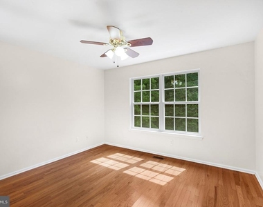 99 Warwick Road - Photo Thumbnail 25