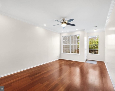 99 Warwick Road - Photo Thumbnail 1