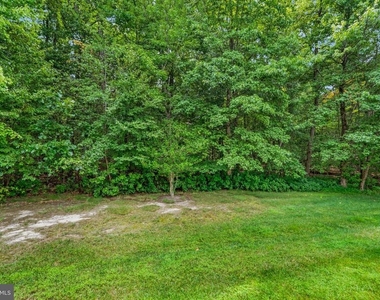 99 Warwick Road - Photo Thumbnail 14
