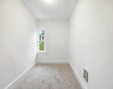 3 Willow Street - Photo Thumbnail 13