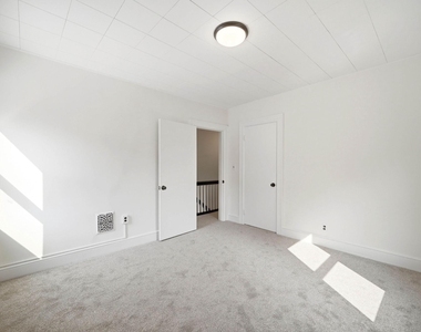 3 Willow Street - Photo Thumbnail 11