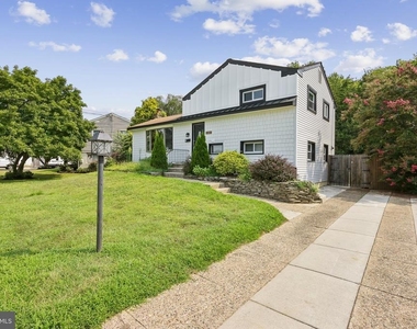 118 Sylvan Terrace - Photo Thumbnail 1