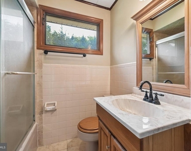 118 Sylvan Terrace - Photo Thumbnail 17