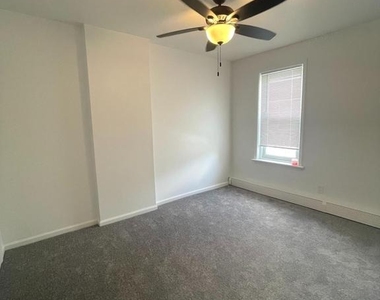 42 3rd Avenue - Photo Thumbnail 7