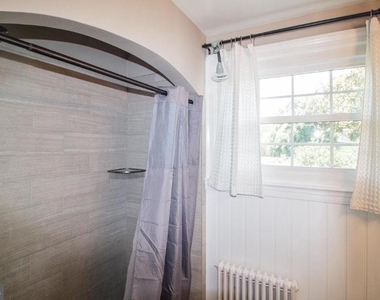 429 S Washington Street - Photo Thumbnail 9
