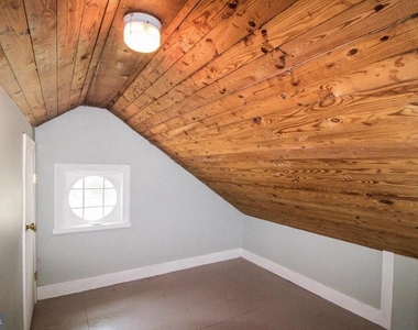 429 S Washington Street - Photo Thumbnail 16