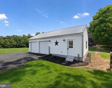 27495 Three Notch Road - Photo Thumbnail 5
