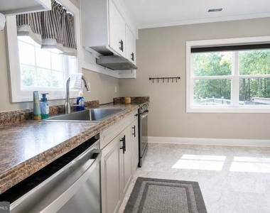 27495 Three Notch Road - Photo Thumbnail 8
