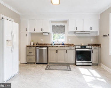 27495 Three Notch Road - Photo Thumbnail 10
