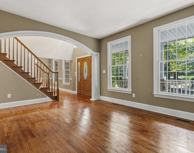 45105 Mill Creek Way - Photo Thumbnail 12