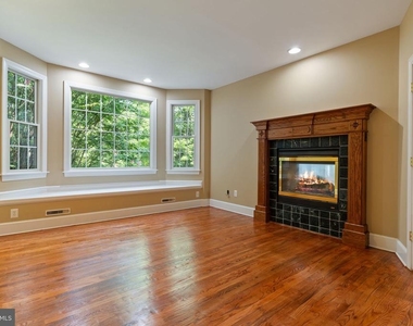 45105 Mill Creek Way - Photo Thumbnail 15