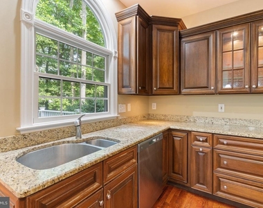 45105 Mill Creek Way - Photo Thumbnail 18