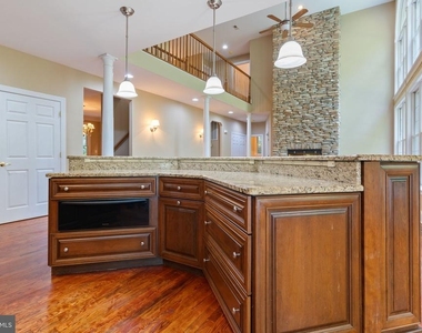 45105 Mill Creek Way - Photo Thumbnail 20