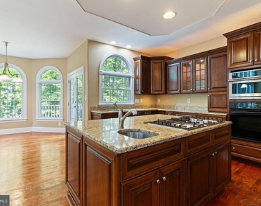 45105 Mill Creek Way - Photo Thumbnail 21