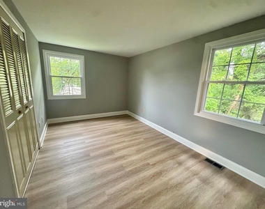 4908 Rocky Spring Lane - Photo Thumbnail 26