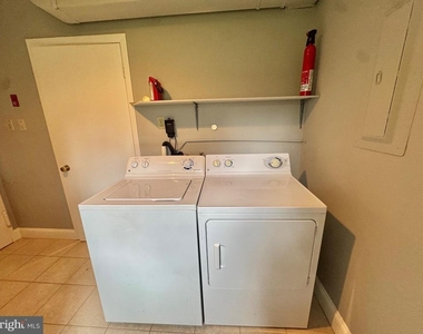 4908 Rocky Spring Lane - Photo Thumbnail 14