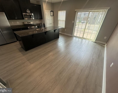 14547 Mattawoman Drive - Photo Thumbnail 10