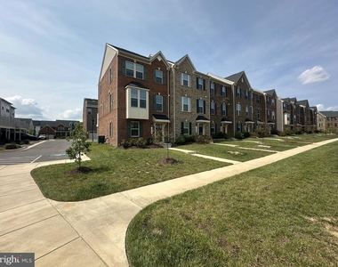 14547 Mattawoman Drive - Photo Thumbnail 4