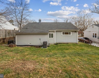 3720 Harmon Avenue - Photo Thumbnail 16