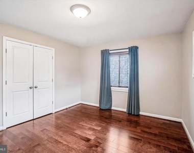 3720 Harmon Avenue - Photo Thumbnail 10
