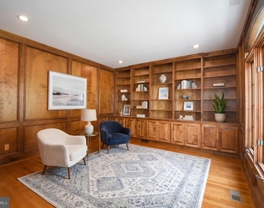 26 Holly Leaf Court - Photo Thumbnail 12