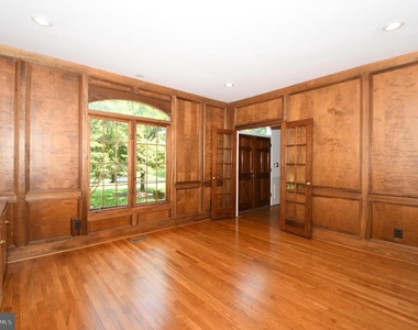 26 Holly Leaf Court - Photo Thumbnail 15