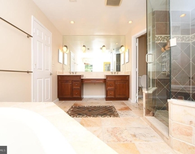 26 Holly Leaf Court - Photo Thumbnail 70