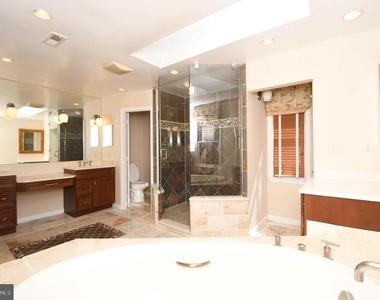 26 Holly Leaf Court - Photo Thumbnail 65