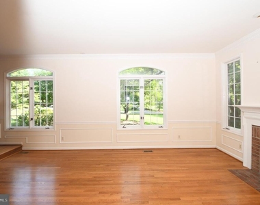 26 Holly Leaf Court - Photo Thumbnail 23