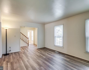 6 Rippling Brook Court - Photo Thumbnail 3