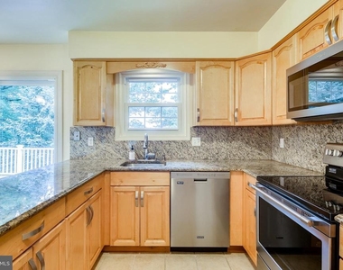 6 Rippling Brook Court - Photo Thumbnail 7