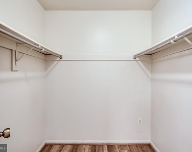 6 Rippling Brook Court - Photo Thumbnail 20