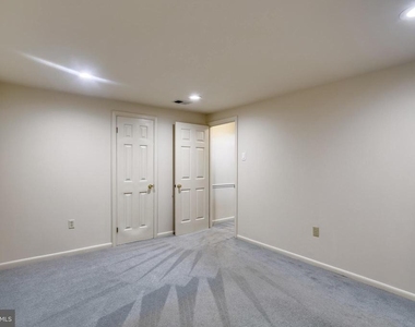 6 Rippling Brook Court - Photo Thumbnail 24