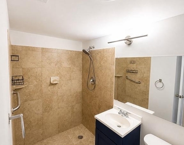 7521 Spring Lake Drive - Photo Thumbnail 8