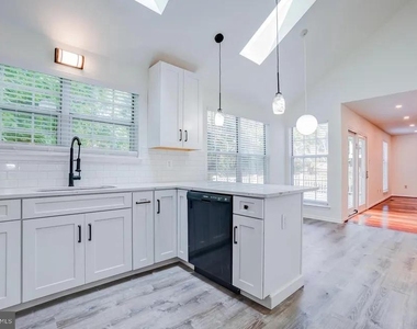 12902 Hawkshead Terrace - Photo Thumbnail 4