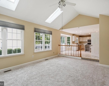 3109 Nestling Pine Court - Photo Thumbnail 17