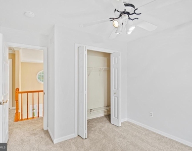 3109 Nestling Pine Court - Photo Thumbnail 32