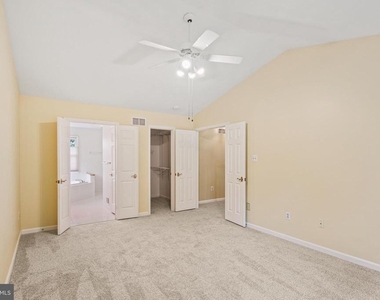 3109 Nestling Pine Court - Photo Thumbnail 34