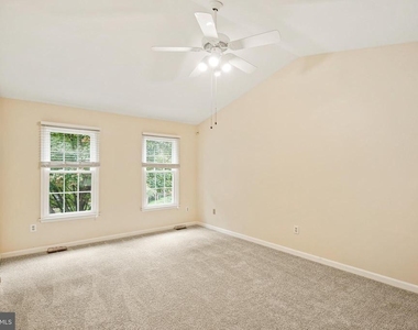 3109 Nestling Pine Court - Photo Thumbnail 33