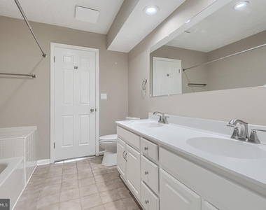 2332 Darby Court - Photo Thumbnail 14