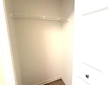 300 Tall Pines Court - Photo Thumbnail 18