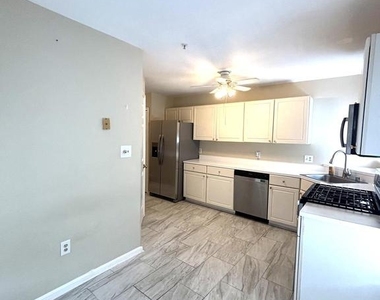 300 Tall Pines Court - Photo Thumbnail 13