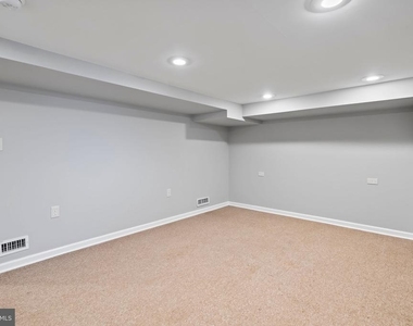 2802 Topaz Road - Photo Thumbnail 20