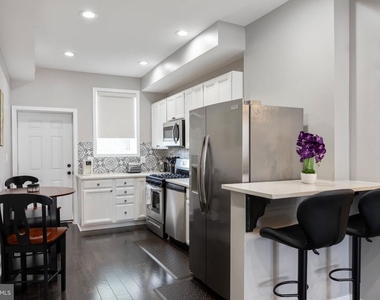 1745 E Oliver Street - Photo Thumbnail 11