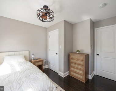 1745 E Oliver Street - Photo Thumbnail 24