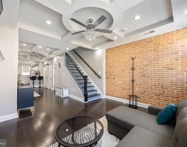 1745 E Oliver Street - Photo Thumbnail 4