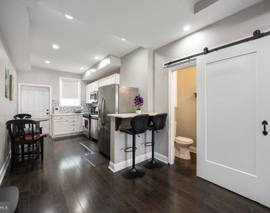 1745 E Oliver Street - Photo Thumbnail 10